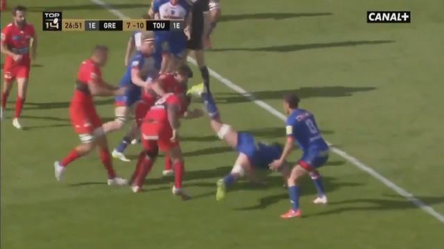 VIDEO. Top 14. FCG  RCT. Quand Mathieu Bastareaud fait exploser le troisième ligne Rory Grice à l'impact 