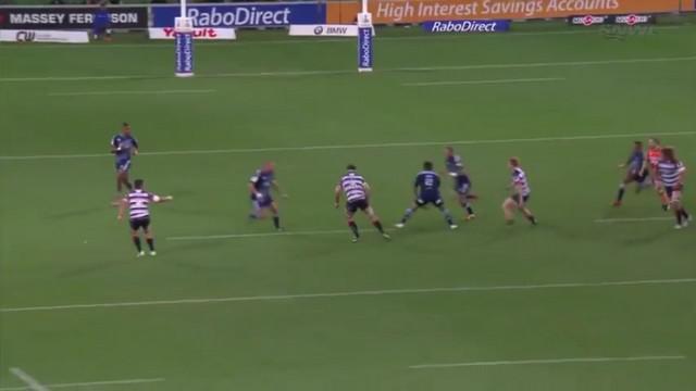 Super Rugby. L’essai façon football américain des Blues face aux Rebels.