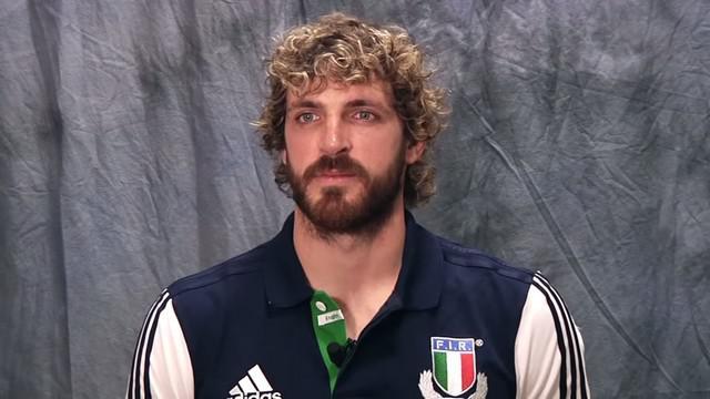 Coupe du monde. France – Italie. Mirco Bergamasco tacle Jacques Brunel.