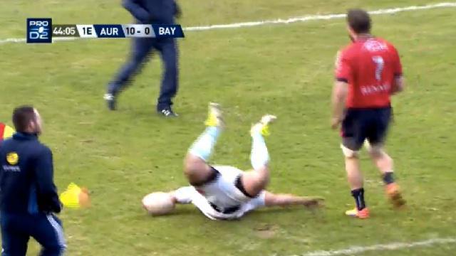 VIDÉO. Pro D2. Aurillac - Bayonne : Le plongeon légendaire du pilier géorgien Anton Peikrishvili