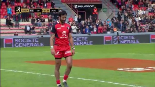Stade Toulousain : l'ovation pour Clément Poitrenaud.