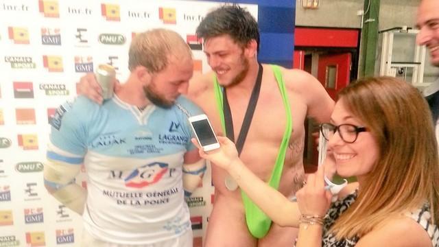 VIDEO. Pro D2. Les Bayonnais se lâchent après leur victoire en finale contre Aurillac