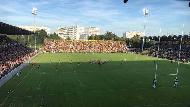 Du monde pour le premier match amical de La Rochelle. Crédit photo : @adrienb17290