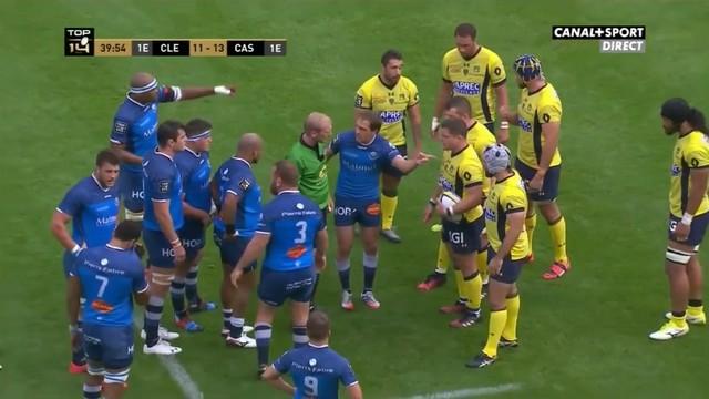 VIDEO. Top 14 - Castres. Benjamin Urdapilleta joue les filous avec l'arbitre face à Clermont