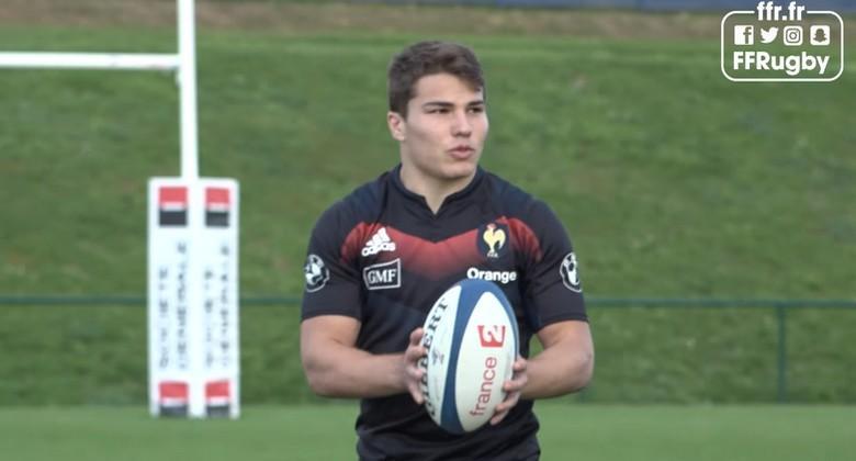 XV de France - Antoine Dupont sera titulaire face aux All Blacks.