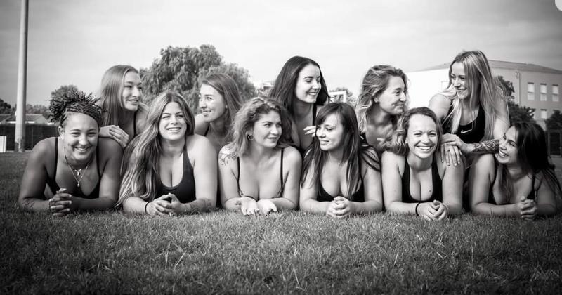 Le calendrier sexy des Féminines de La Valette.