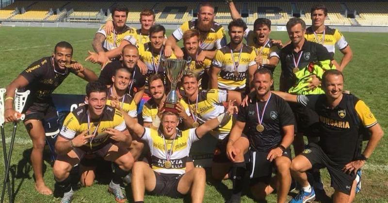 Les espoirs de la Rochelle, champions de France de rugby à VII.