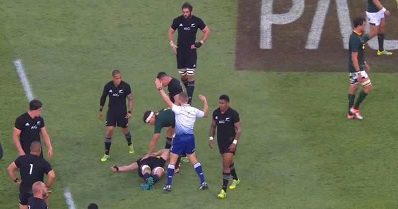 Sam Cane touché au cou.