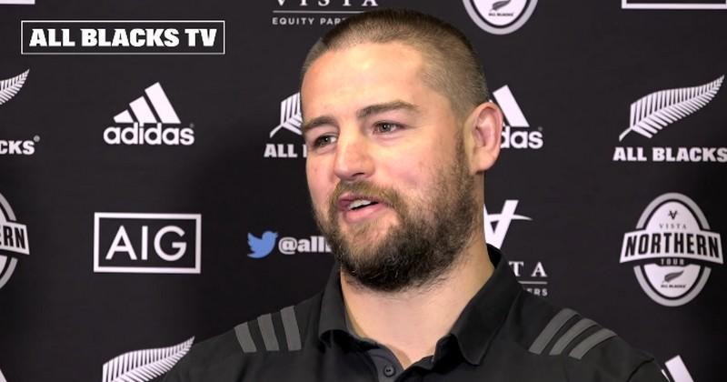 Le All Black Dan Coles est mec fidèle contrairement à Aaron Smith.