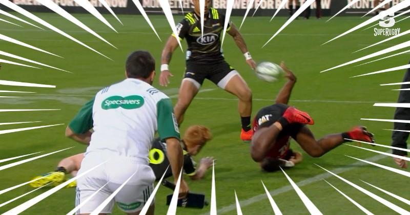 Super Rugby - Manasa Mataele a réalisé la passe la plus incroyable de l'année ! [VIDÉO]