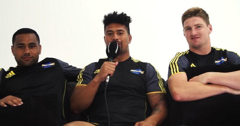 Les joueurs des Hurricanes Ardie Savea, Jordie Barrett et Ngani Laumape ont été retenus.