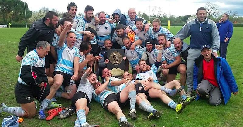 William, en bas à gauche, n'est pas prêt de raccrocher !