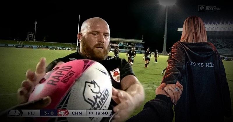 Main dans la main...