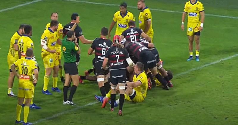 Top 14 - A 13 contre 15, le Stade Toulousain échoue de peu face à Clermont [VIDÉO]