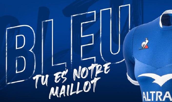 Le nouveau maillot bleu a la coupe saillante. (Crédit photo : Le Coq Sportif)