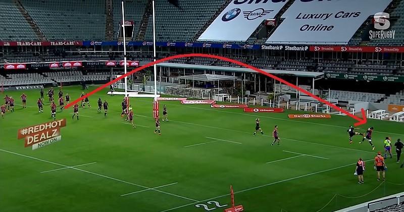 Difficile de faire plus précise que cette passe au pied de 60m d'Elton Jantjies.