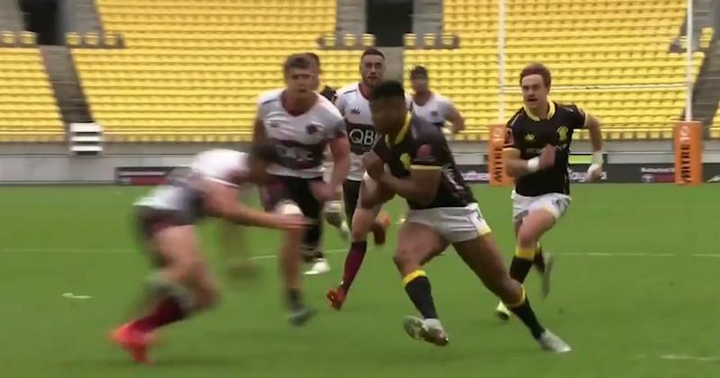 Julian Savea de retour chez les Hurricanes.