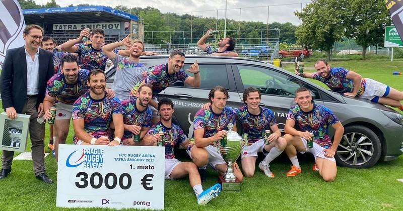 Belle victoire des Seventise au Prague 7s. Crédit photo : Facebook Seventise