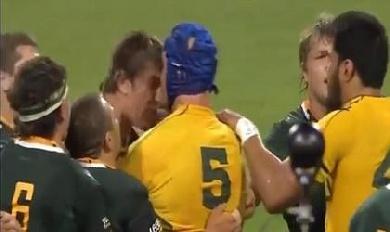 Eben Etzebeth cité pour une fourchette sur Creig Laidlaw