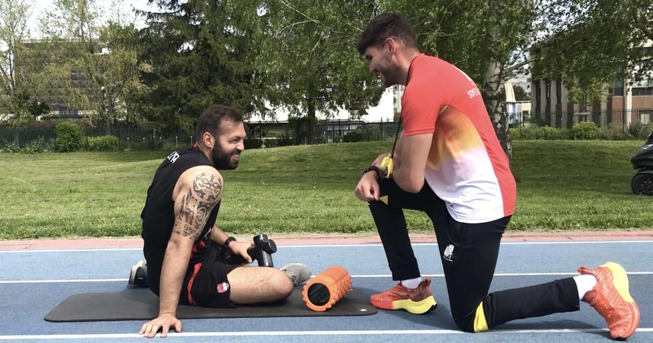 RUGBY. Ce coach au parcours singulier applique la méthode rugby chez les footeux !