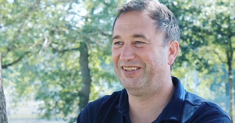 Auprès du Midi Olympique, l’ancien Castrais Pierre-Henry Broncan a affirmé qu’il admirait la sélection jeune du XV de France et en a détaillé les raisons. (Castres Olympique)