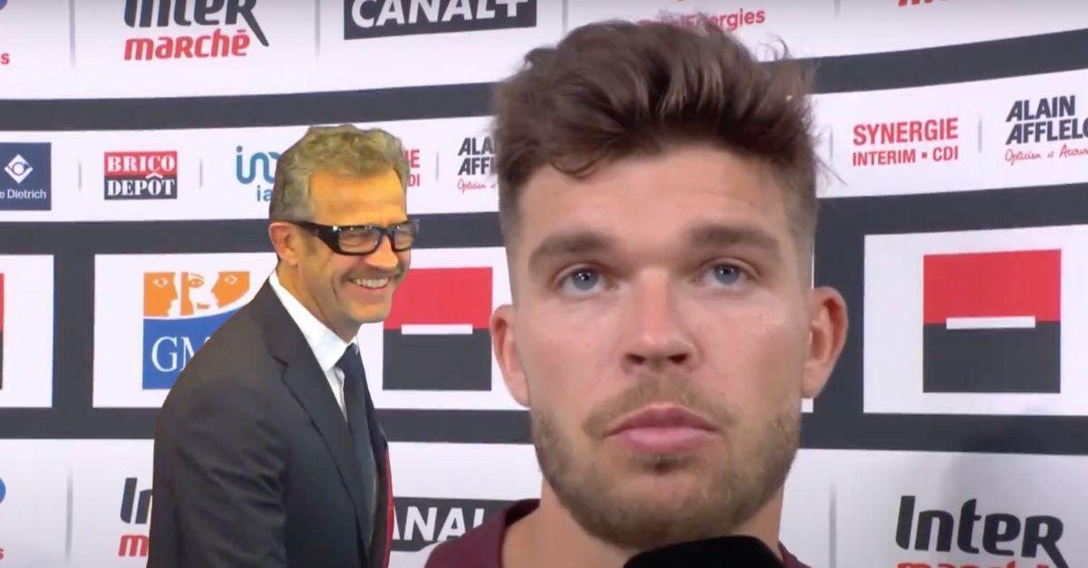 Sorti du groupe France pour se ressourcer, Jalibert à l'occasion de réagir sur le terrain à Vannes. crédit photo : Canal +/France Rugby