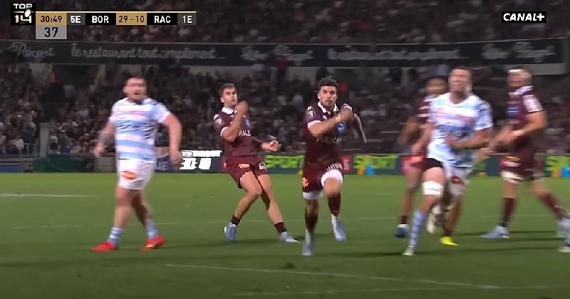 VIDÉO. Coincé sur le parking, Matthieu Jalibert amorce une relance de génie qui a fait lever l’Arena