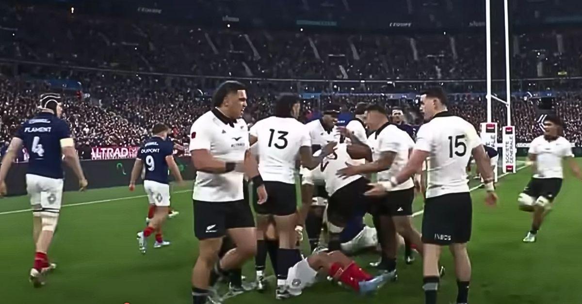 Barrett à la baguette, Rieko Ioane change de poste : la compo des All Blacks face au XV de France