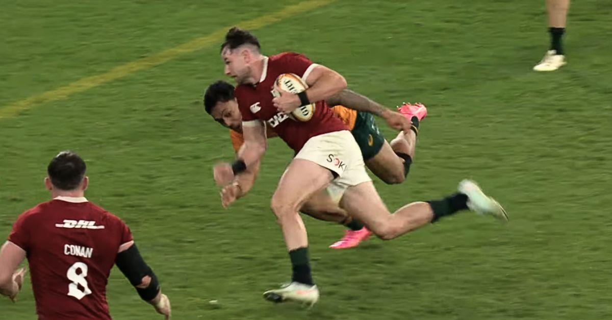 VIDEO. Dans un stade en apnée, Keenan crucifie l’Australie et offre la série aux Lions