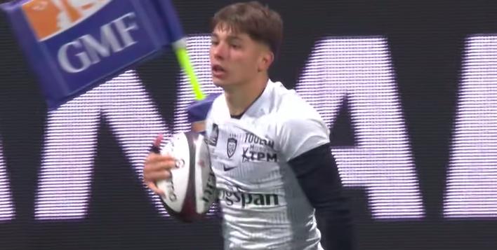 VIDEO. 3 ballons, 2 essais : Le RCT en a pris 60, mais il s’est découvert un (autre) bolide avec Mathis Ferté