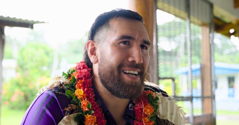 RUGBY. Sans club, ce grand gaillard NZ (2 m, 115 kg) est un cœur à prendre !