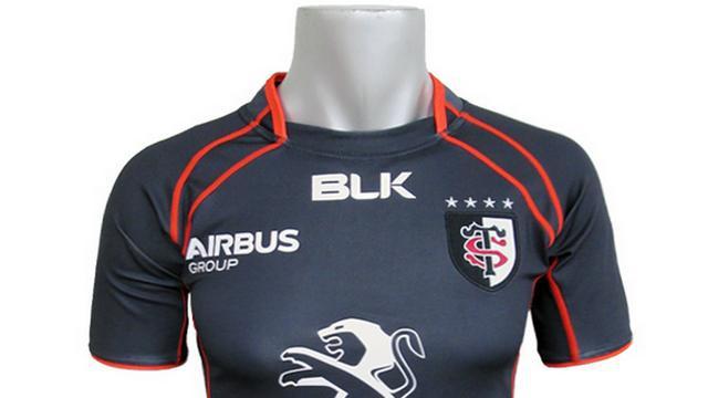 Top 14 – Nouveau maillot du Stade Toulousain pour la saison 2014-2015. / Crédit Photo : <a href='http://www.sportsxcrossing.com/smp/item/TOJR300BLK91.html' target='_blank' rel='nofollow'>Sport Crossing - Boucherie Ovalie</a>