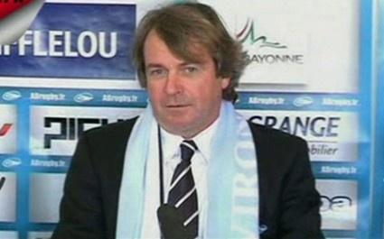 Bayonne et Byron Kelleher dans la tourmente